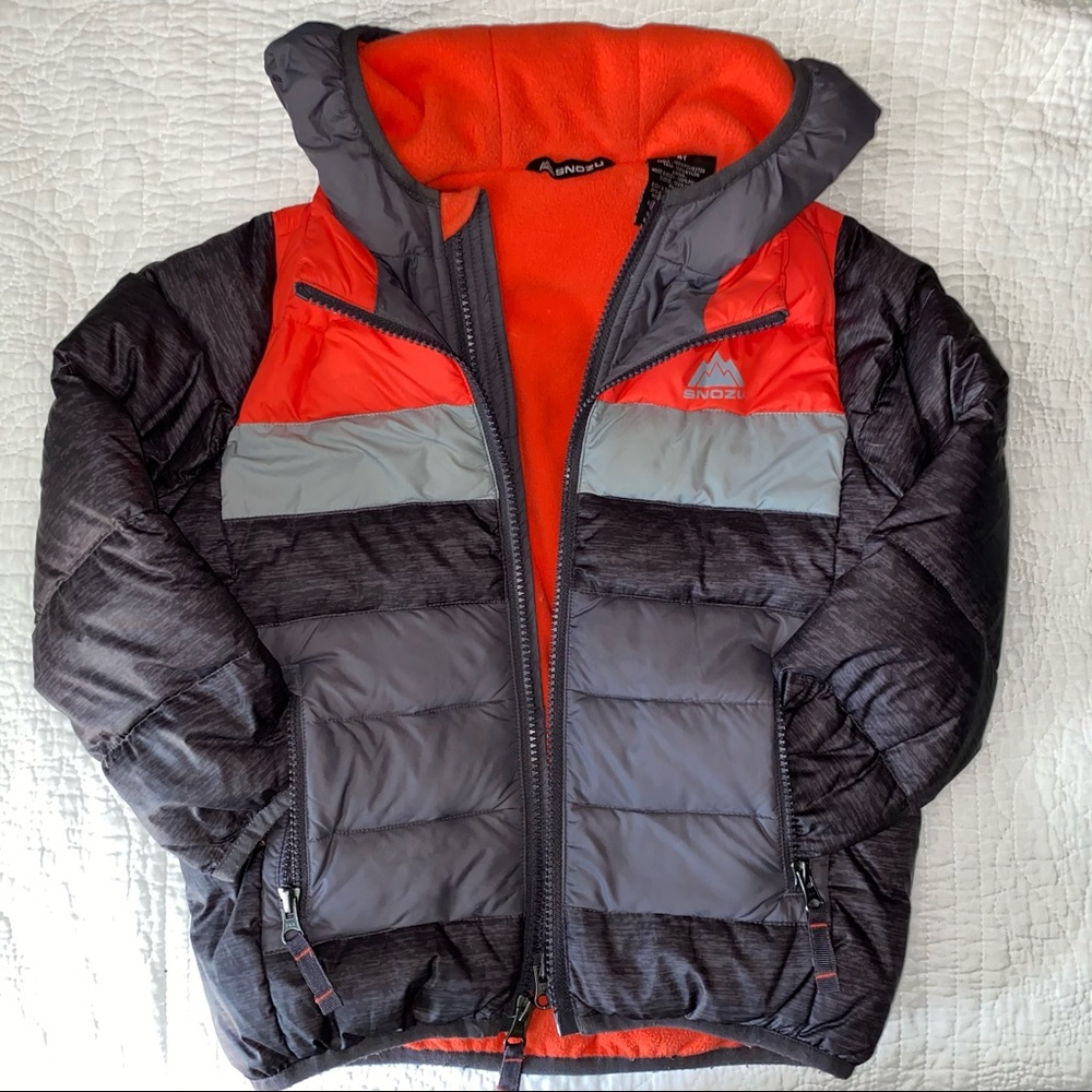 SNOZU thick layered cold weather jacket